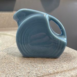 Fiesta mini disc pitcher in periwinkle
